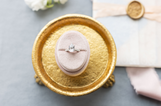 Best Choice for Engagement Ring: Platinum vs. 18-Karat Gold