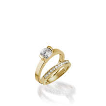 Load image into Gallery viewer, Delicia Solitaire Engagement Ring