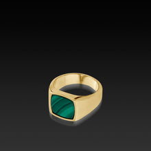 Load image into Gallery viewer, Yellow Gold Signet Ring with Malachite