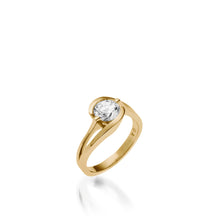 Load image into Gallery viewer, Bellissima Solitaire Engagement Ring