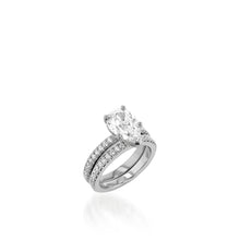 Load image into Gallery viewer, Essence Pear Engagement Ring
