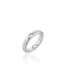 Load image into Gallery viewer, Solo Diamond Anniversary Band