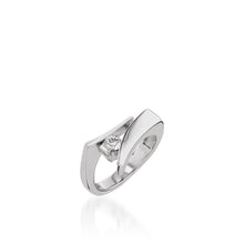 Load image into Gallery viewer, Oyster Petite Diamond Ring