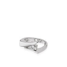 Load image into Gallery viewer, Oyster Petite Diamond Ring