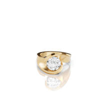 Load image into Gallery viewer, Apropos Engagement Ring