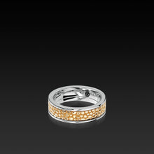 Load image into Gallery viewer, Matrix Wedding Band