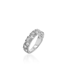 Load image into Gallery viewer, Maddi Diamond Band