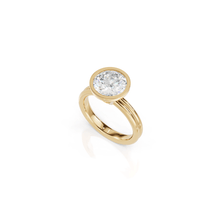 Load image into Gallery viewer, Poppy Engagement Ring