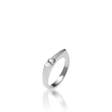 Load image into Gallery viewer, Women's 14 karat White Gold Polar Diamond Ring