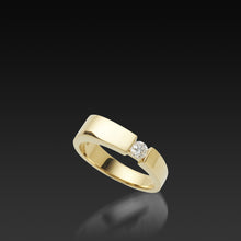 Load image into Gallery viewer, Men's 18-karat yellow gold Quarter Carat Diamond Band