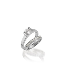 Load image into Gallery viewer, 18 karat White Gold Delicia Solitaire Diamond Engagement Ring
