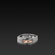 Load image into Gallery viewer, Men&#39;s Flat Twist Damascus Steel and 14 karat Rose Gold Aries Band
