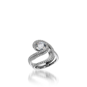 18 karat White Gold Royale Diamond Engagement Ring