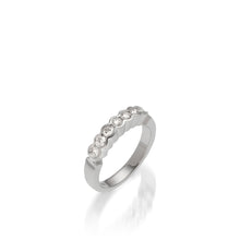 Load image into Gallery viewer, Women&#39;s 14-karat white gold Paloma Diamond Ring
