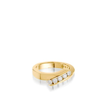 Load image into Gallery viewer, Women's 14 karat yellow gold Boundless Diamond Ring