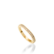 Load image into Gallery viewer, Chiffon Princess Cut Yellow Gold Engagement Ring