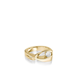 14 karat Yellow Gold Oyster Diamond Ring with Single Channel-set Diamond