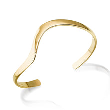 Load image into Gallery viewer, Women&#39;s Hand-forged in 14 karat Yellow Gold Dallas Cuff Bracelet
