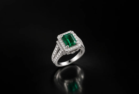 Why Choosing Emerald Cut Antique Engagement Rings Adds Lasting Glamour