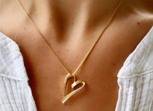 The Gift of the Heart: Heart Pendant Necklaces