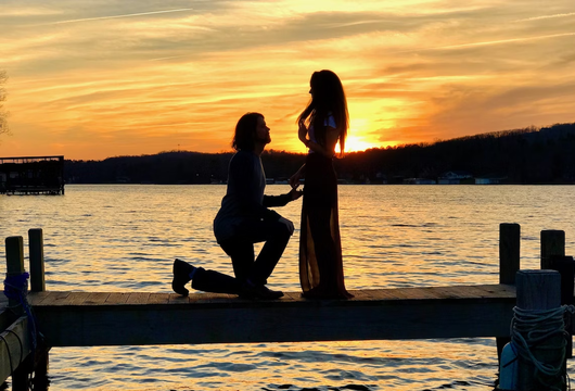 Planning to Pop the Question? Proposal Tips for Crafting the Perfect Moment