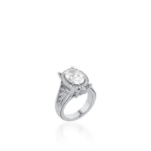 Load image into Gallery viewer, Elizabeth Elite White Gold Diamond Ring
