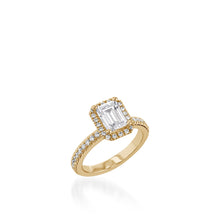 Load image into Gallery viewer, Majesty Round Engagement Ring
