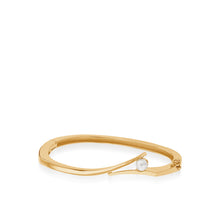 Load image into Gallery viewer, Oyster Pearl Small Cuff Bracelet
