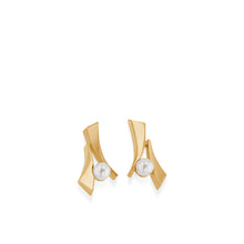 Load image into Gallery viewer, Oyster Pearl Drop Earrings
