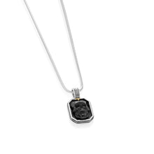Load image into Gallery viewer, Women's Small Skull Pendant Necklace

