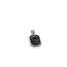 Load image into Gallery viewer, Women's Small Skull Pendant Necklace
