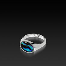 Load image into Gallery viewer, Palladium Silver Signet ring with Abalone
