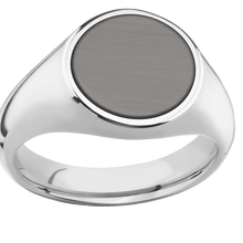 Load image into Gallery viewer, Medium Circle signet ring (14mm) in Palladium Silver, with a Wide style band, a Tantalum Noir inlay.
