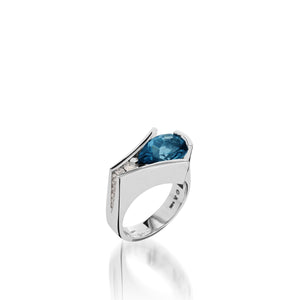 Women's 14 karat White Gold Venture Pear-shaped Blue Topaz Ring with Diamonds