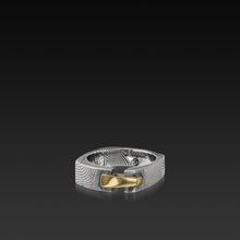 Load image into Gallery viewer, Men&#39;s Flat Twist Damascus Steel and 14 karat Yellow Gold Aries Band
