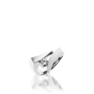 Women's 14-karat White Gold Oyster Diamond Ring