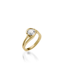 Load image into Gallery viewer, 18 karat Yellow Gold Bellissima Solitaire Diamond Engagement Ring
