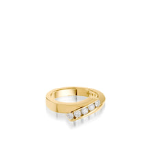 Load image into Gallery viewer, Women&#39;s 14 karat yellow gold Boundless Diamond Ring
