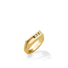 Load image into Gallery viewer, Women&#39;s 14 karat Yellow Gold Lines Diamond Ring
